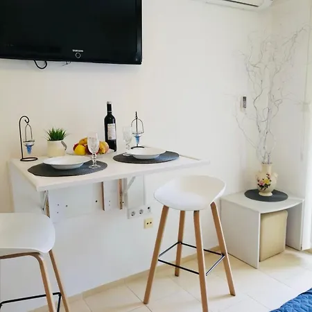 Jasmine Cozi Sunny Apartment *