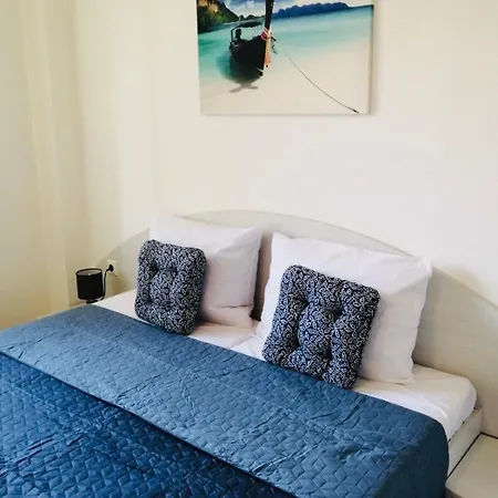 Jasmine Cozi Sunny Apartment Sunny Beach